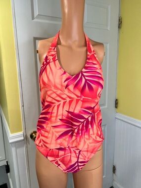 Jantzen Coral & Fuchsia Tropical-Print Swimwear